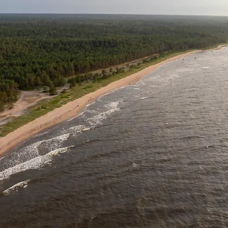 Laudamaja Σαλέ *